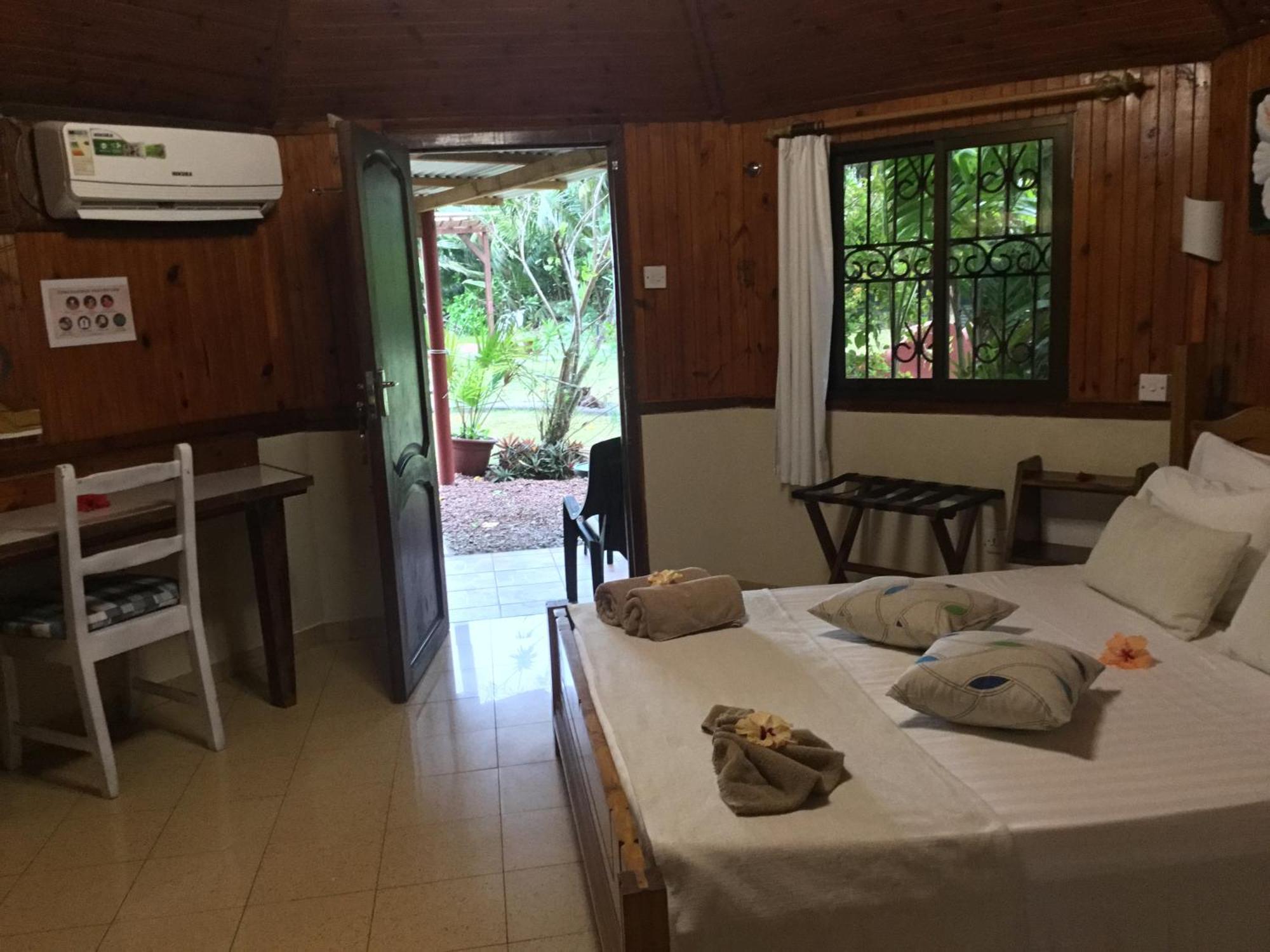 Amitie Chalets Praslin Grand Anse (Praslin) Exterior foto